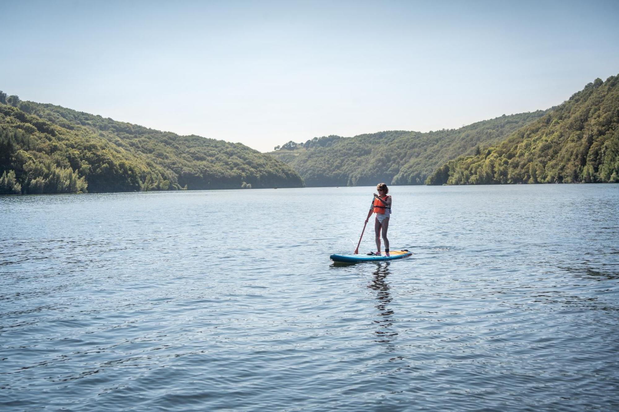 Camping La Source Therondels Zewnętrze zdjęcie