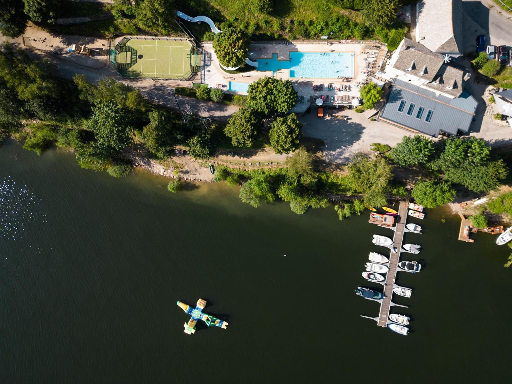 Camping La Source Therondels Zewnętrze zdjęcie