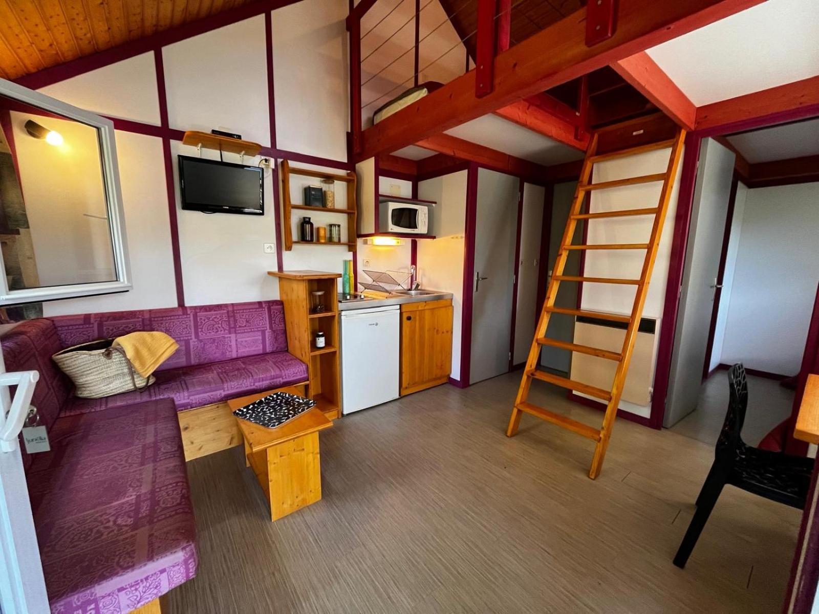 Camping La Source Therondels Pokój zdjęcie