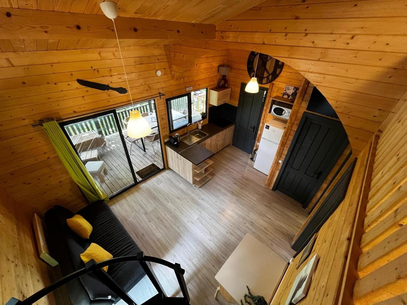 Camping La Source Therondels Pokój zdjęcie