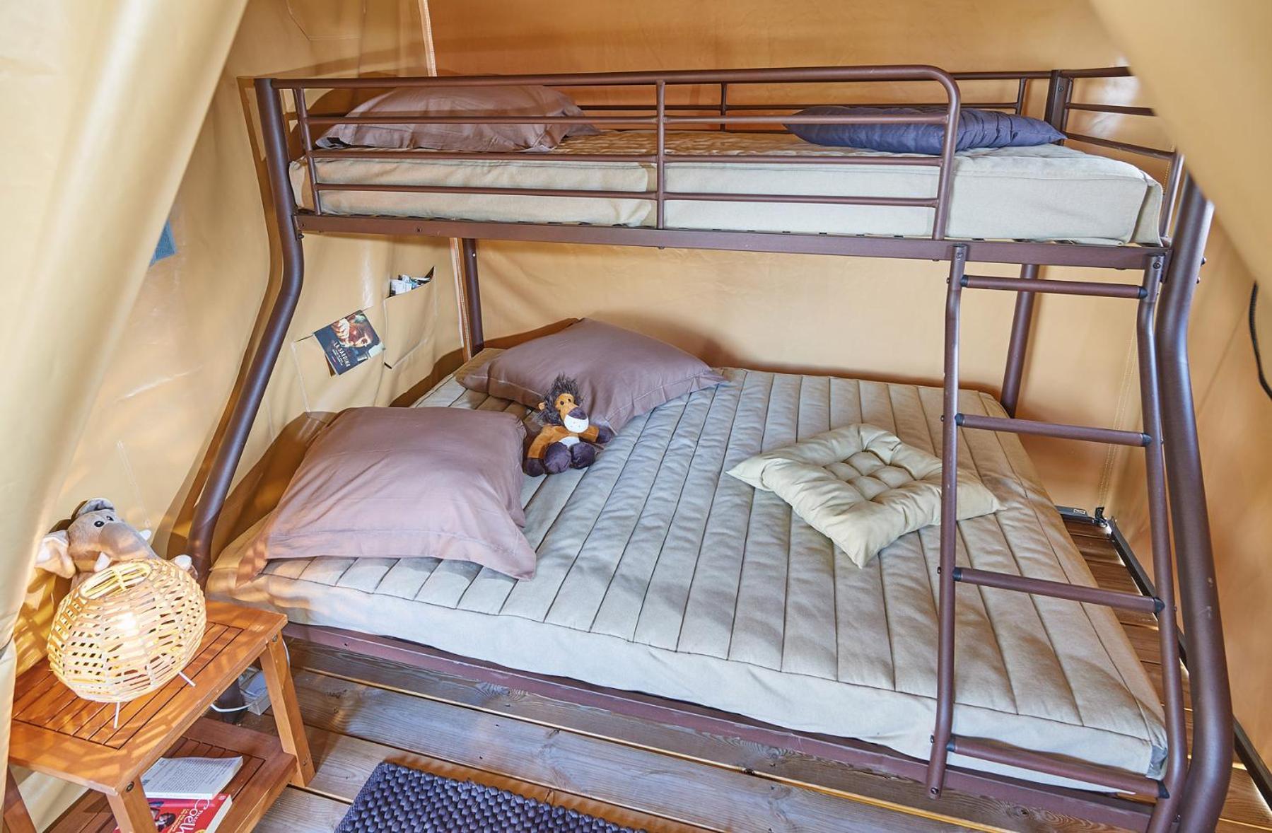 Camping La Source Therondels Pokój zdjęcie